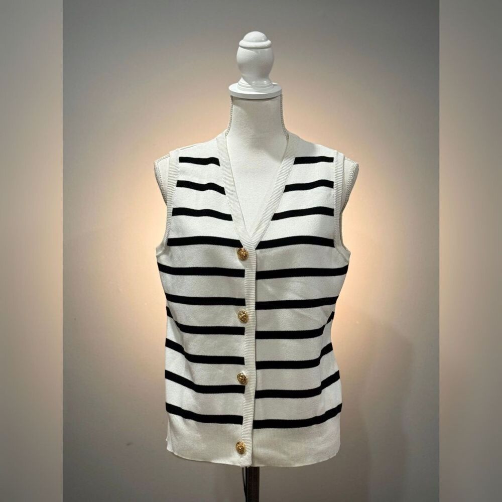 B/W Unbranded Striped Sweater Vest Size L EUC
